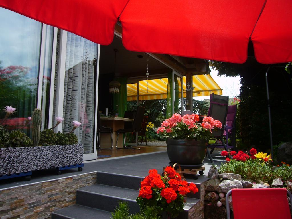 Reni'S Oase Am Bodensee Bed & Breakfast Kesswil Bagian luar foto