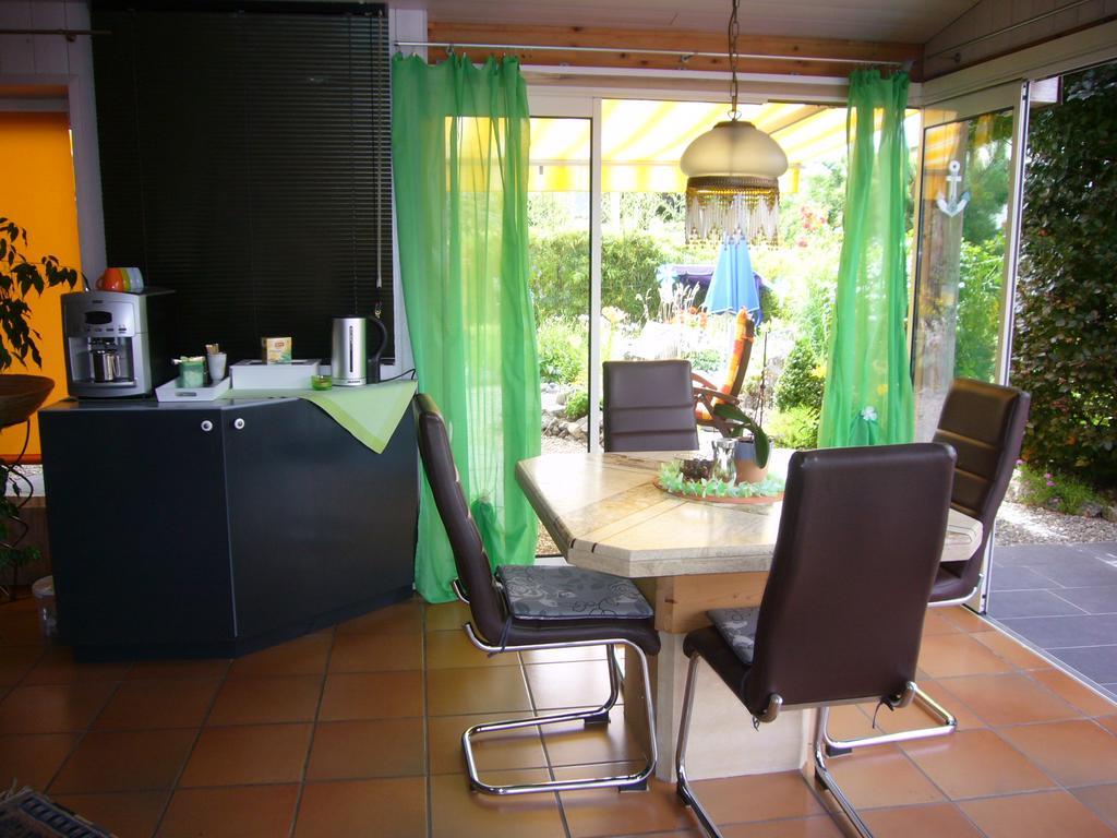 Reni'S Oase Am Bodensee Bed & Breakfast Kesswil Bagian luar foto